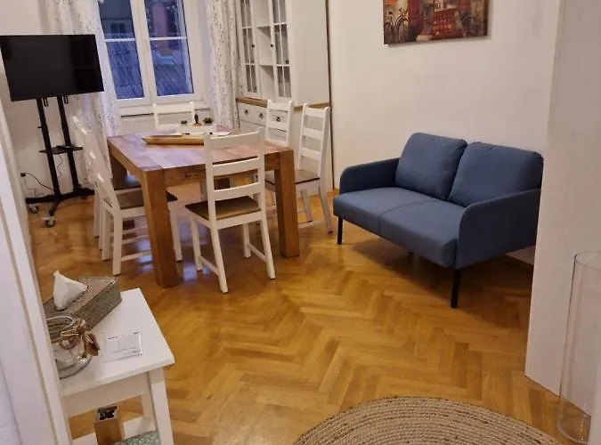 Entzueckendes Im Zentrum Apartman Graz